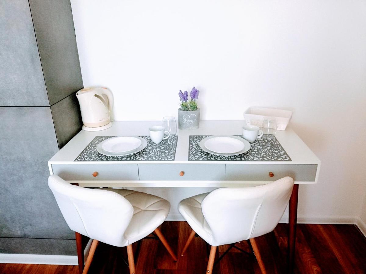 D.W. Julia Apartment วาดีสวาโวโว ภายนอก รูปภาพ