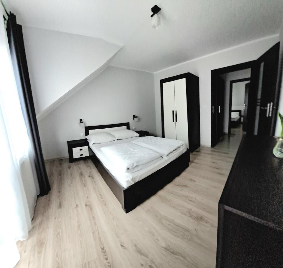 D.W. Julia Apartment วาดีสวาโวโว ภายนอก รูปภาพ